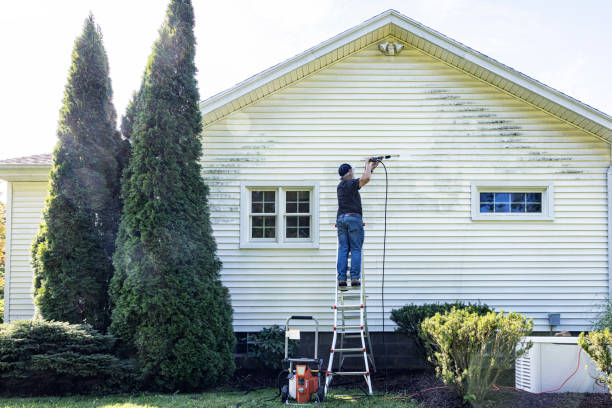 Fence Pressure Washing in Falcon Heights, MN